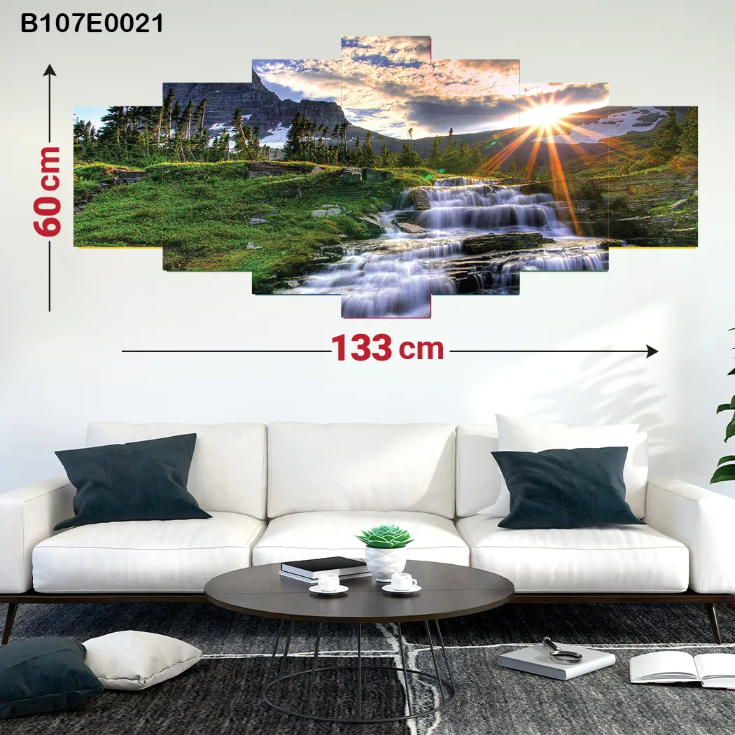 لوحة سباعية لشلالات عند الغروب